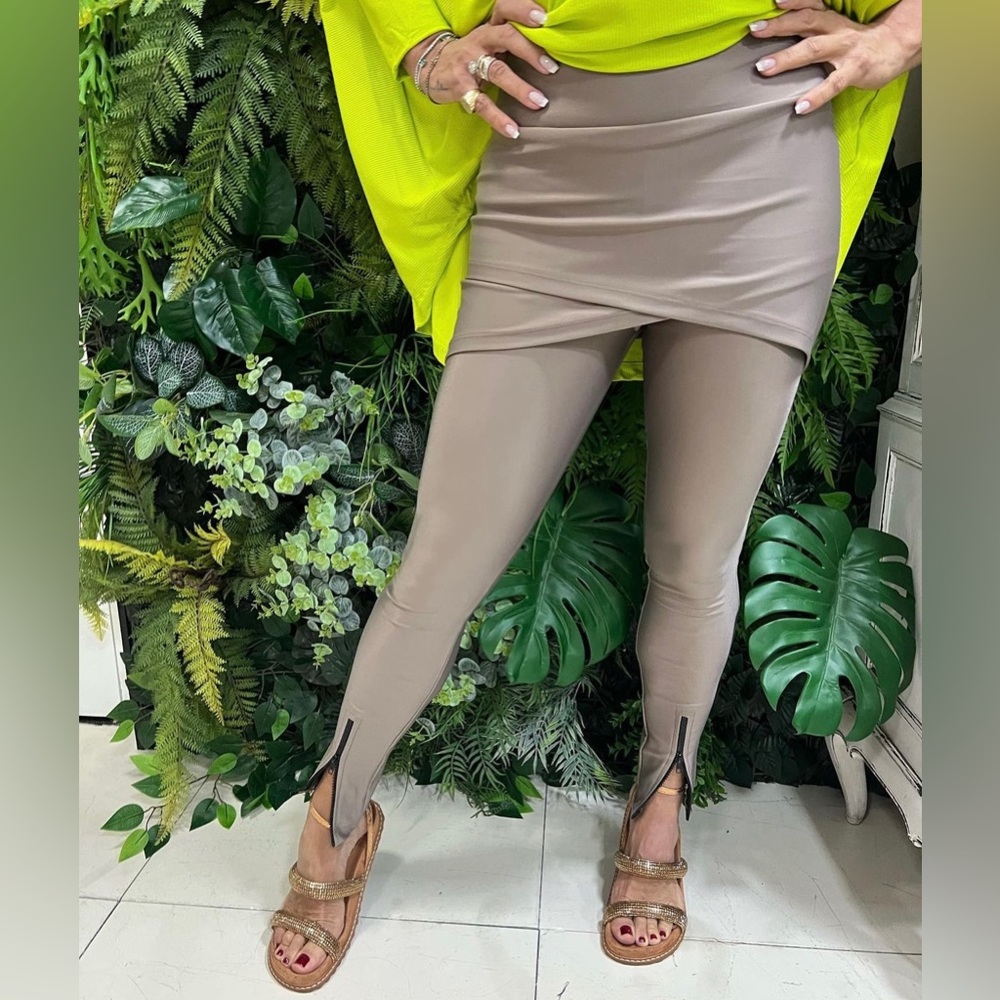Crossed Skirt Leggings